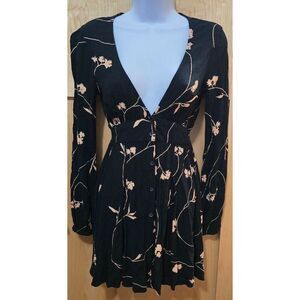 Billabong Womens XS Black Floral Long Sleeve Button-Up Dress